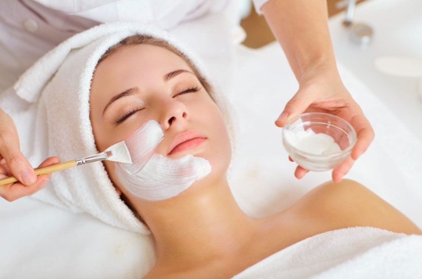 Secrets to Achieving Healthy and Glowing Skin: Essential Skin Care&nbsp;Tips